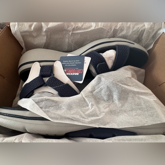 Skechers Navy and Gray Comfort Sandals - Picture 2 of 9